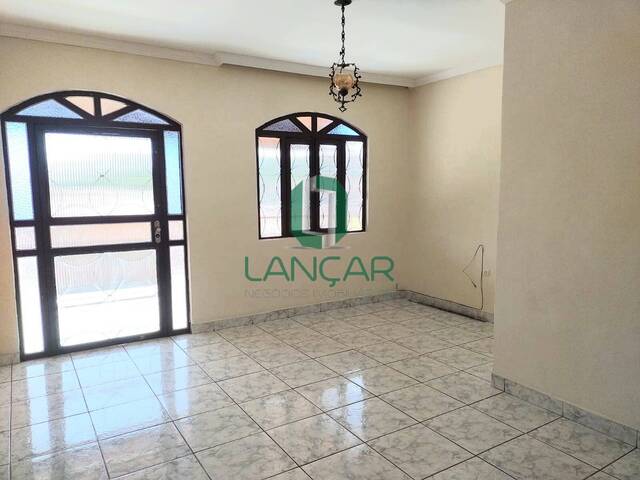#L0320 - Casa para Locação em Vespasiano - MG - 2