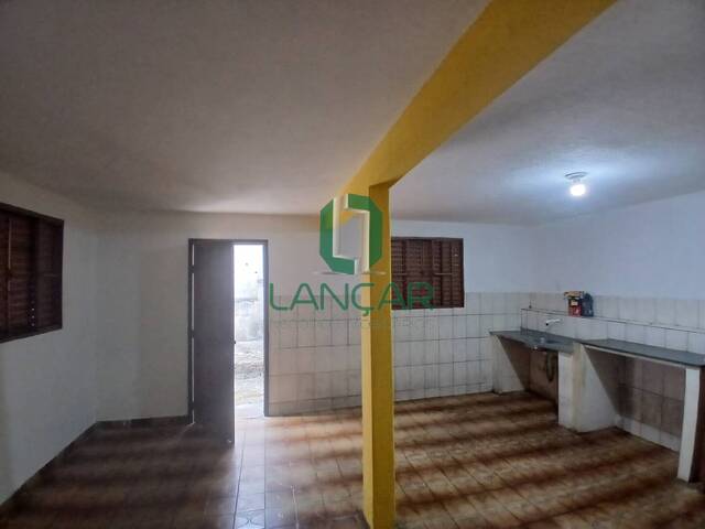#L0331 - Casa para Locação em Vespasiano - MG - 2