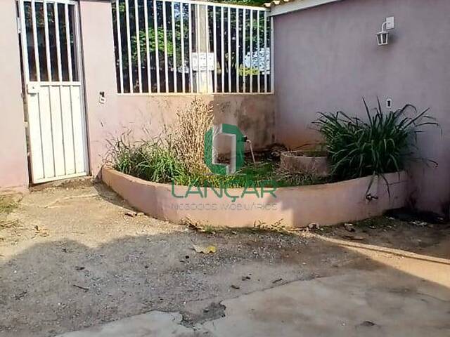 #L0406 - Casa para Venda em São José da Lapa - MG - 2