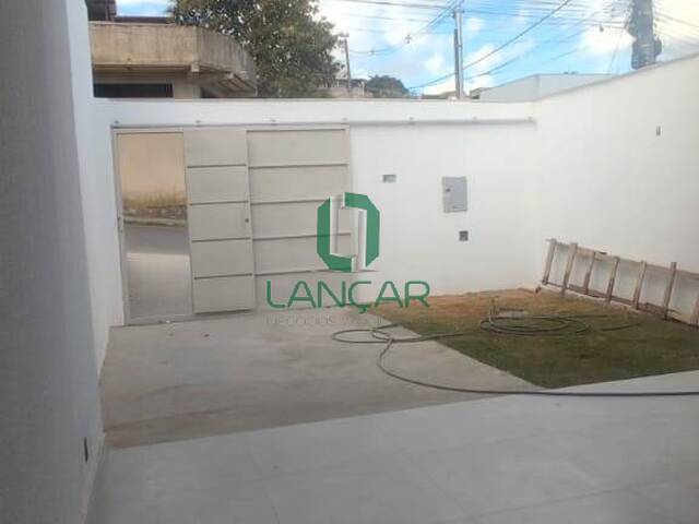 Casa para Venda em São José da Lapa - 3